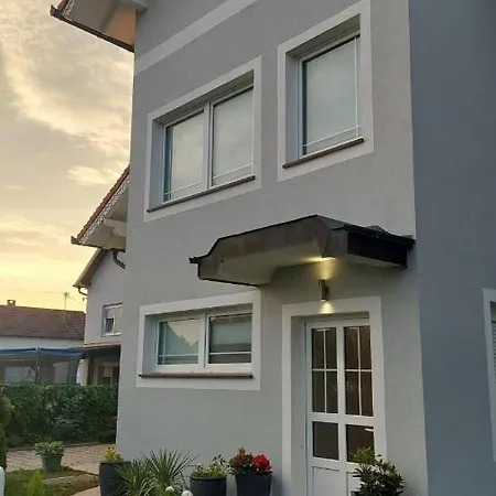 Vila Maria Vinkovci Zewnętrze zdjęcie